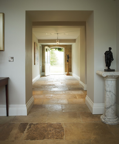 E Reynolds Fencing