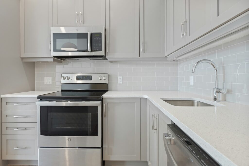 How to Clean Kitchen Worktops